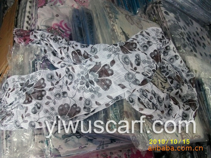 Pastoral linen scarves