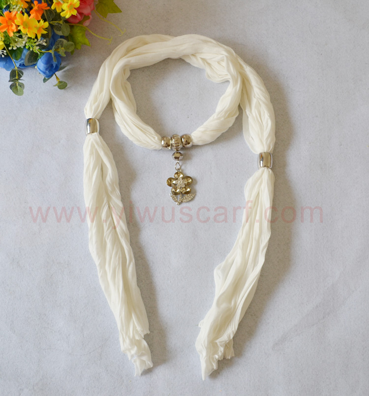 Finland Pendants Fashion Scarves
