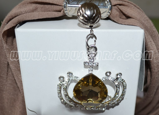 UK fashion pendants scarf
