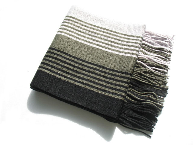 German men woolen scarves