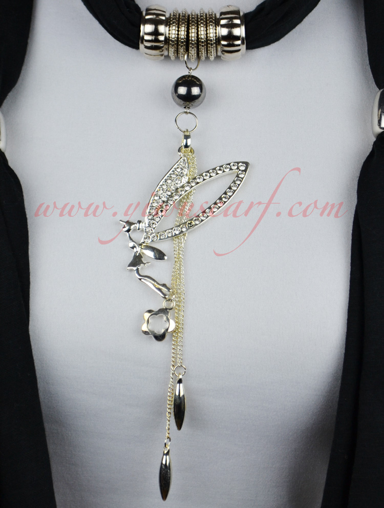 Angel Pendant Scarf