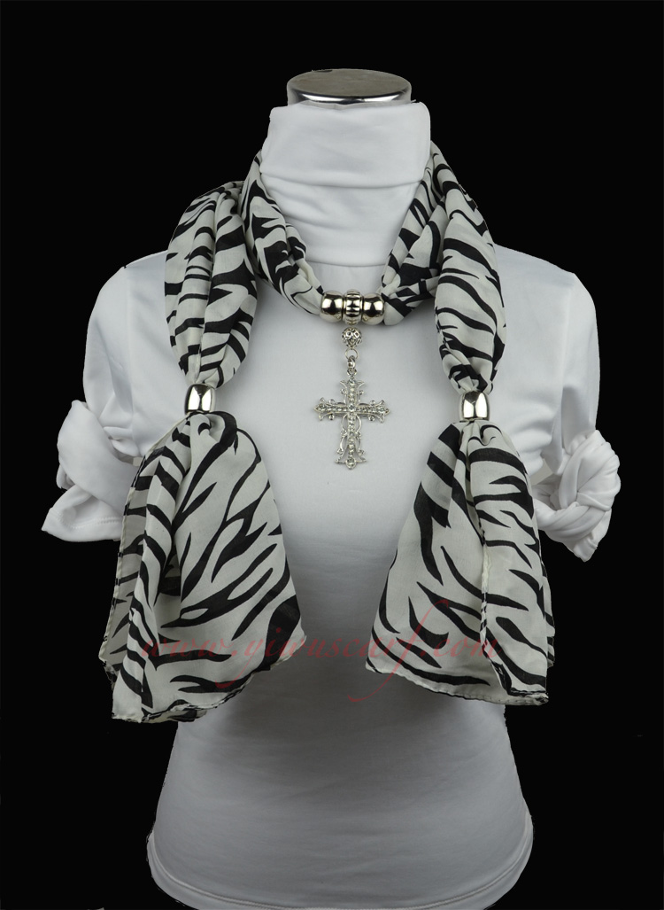 Animal jewelry pendant scarves
