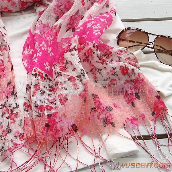 Pastoral linen scarves
