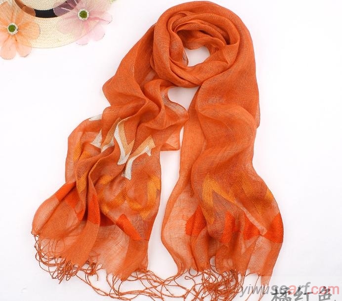 yiwuscarf