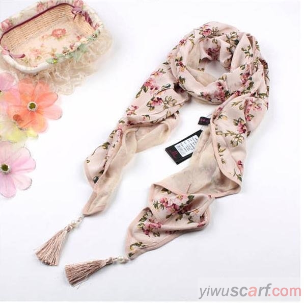 yiwuscarf
