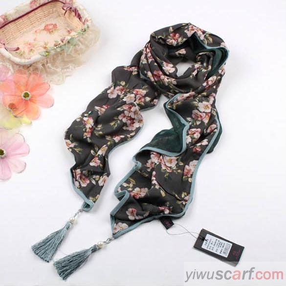yiwuscarf
