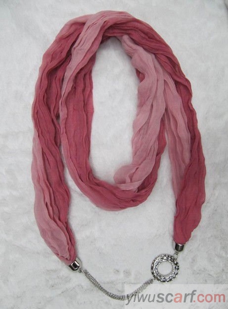 Ladies pendant Scarf