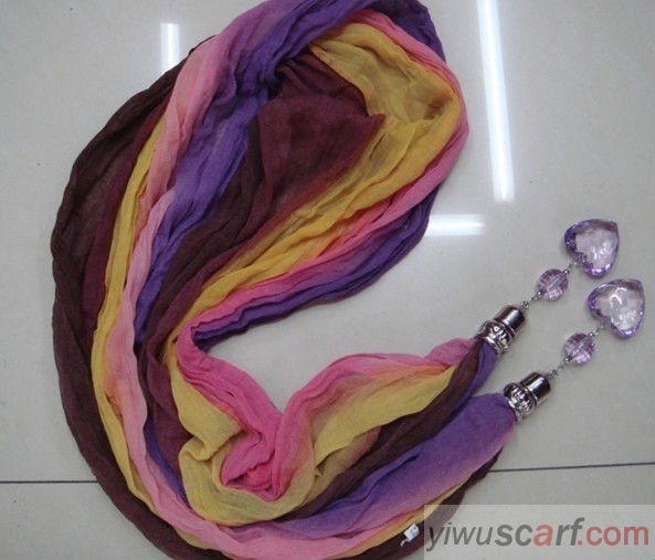 Ladies pendant Scarf