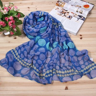 Pariis yarn point scarf 
