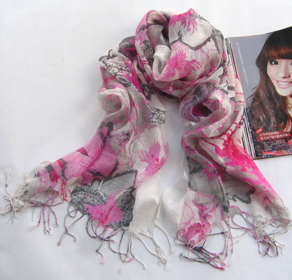 tying a scarf