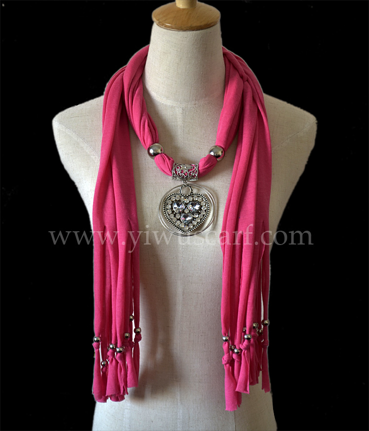 beads pendant scarf
