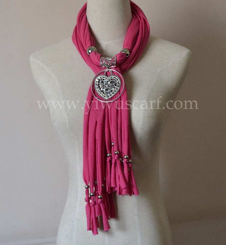beads pendant scarf