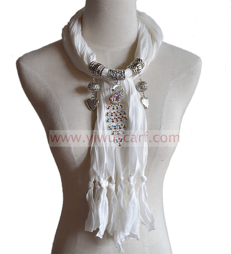 Phoenix alloy pendant scarf