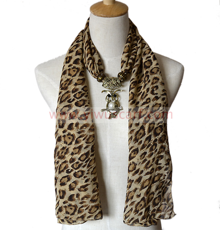 Zinc Alloy Scarf Pendant