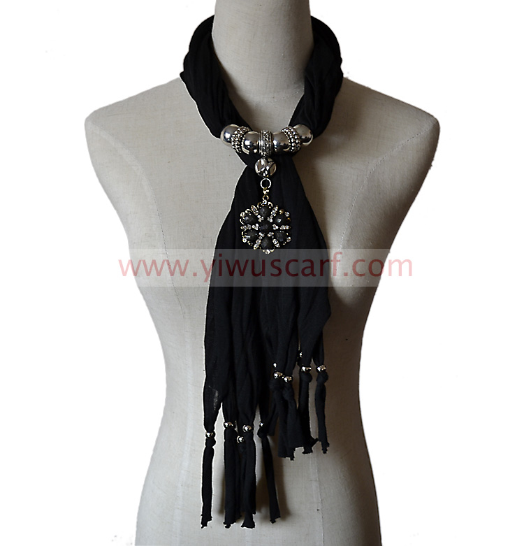 pendant scarves