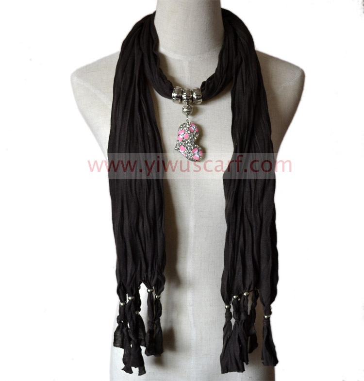pendant scarves