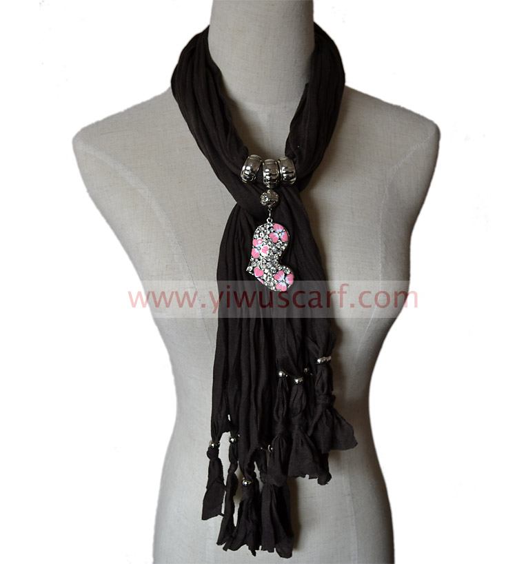 pendant scarves