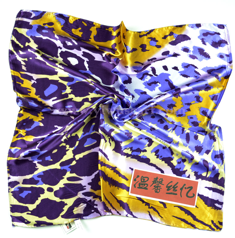 Italian silk scarves Wholesale