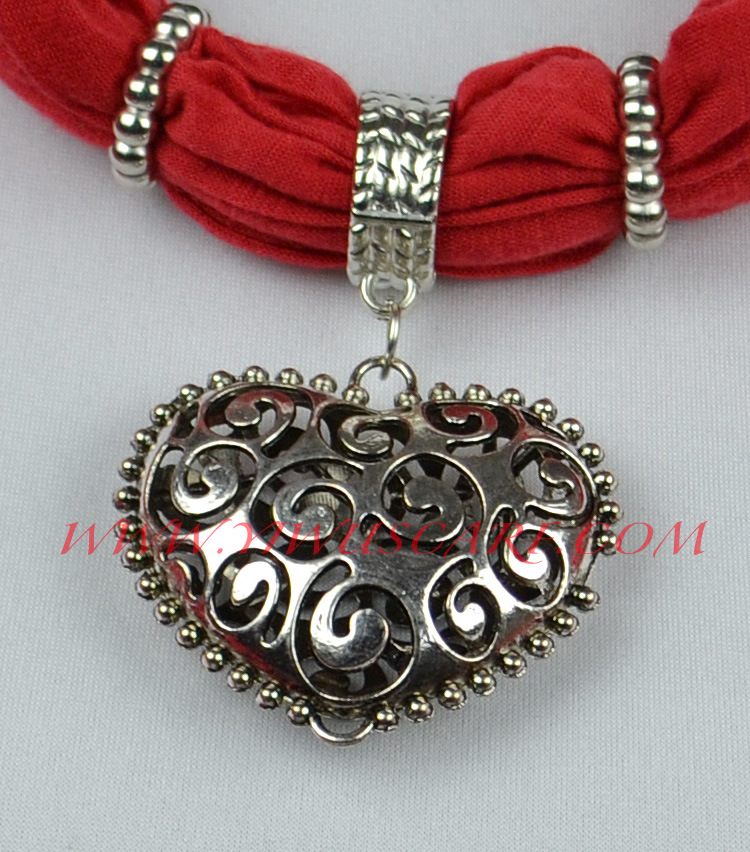 Fashion scarf pendant