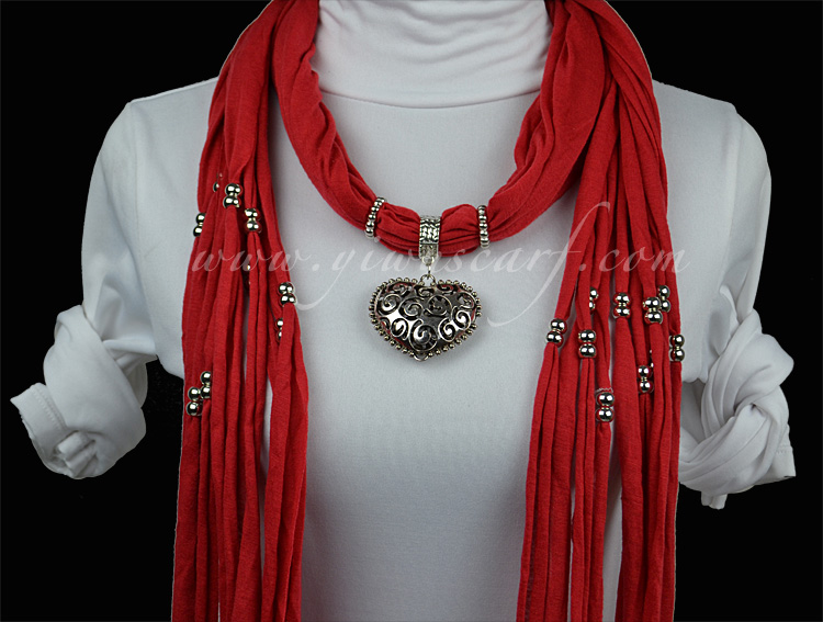 Fashion scarf pendant