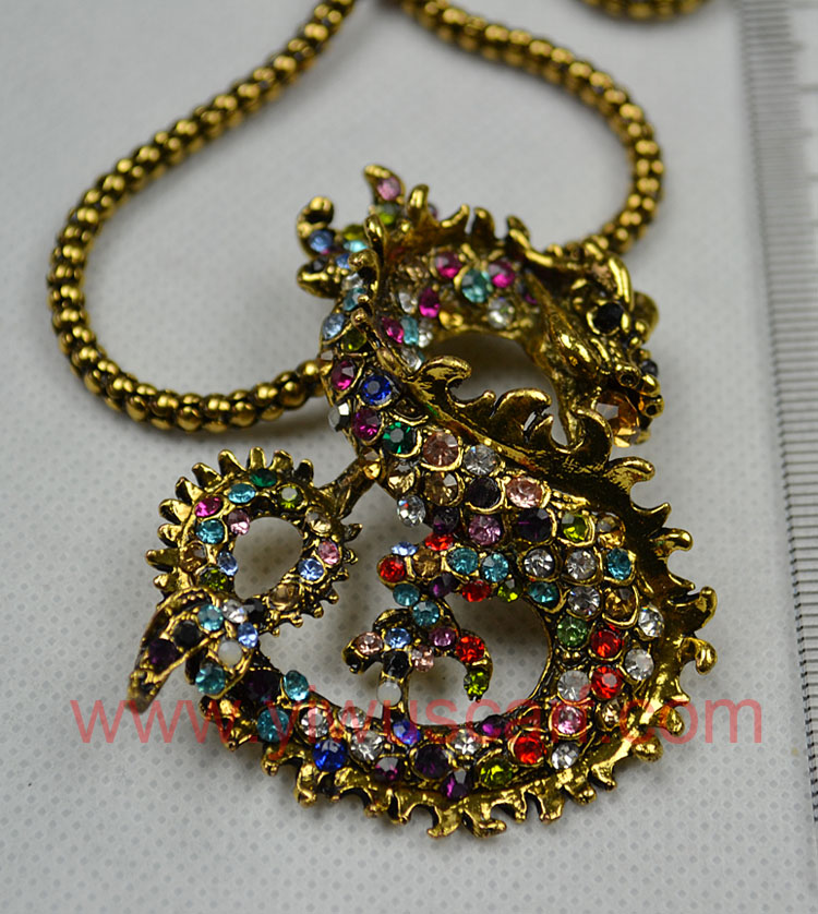 Chinese Dragon Pendants Scarf