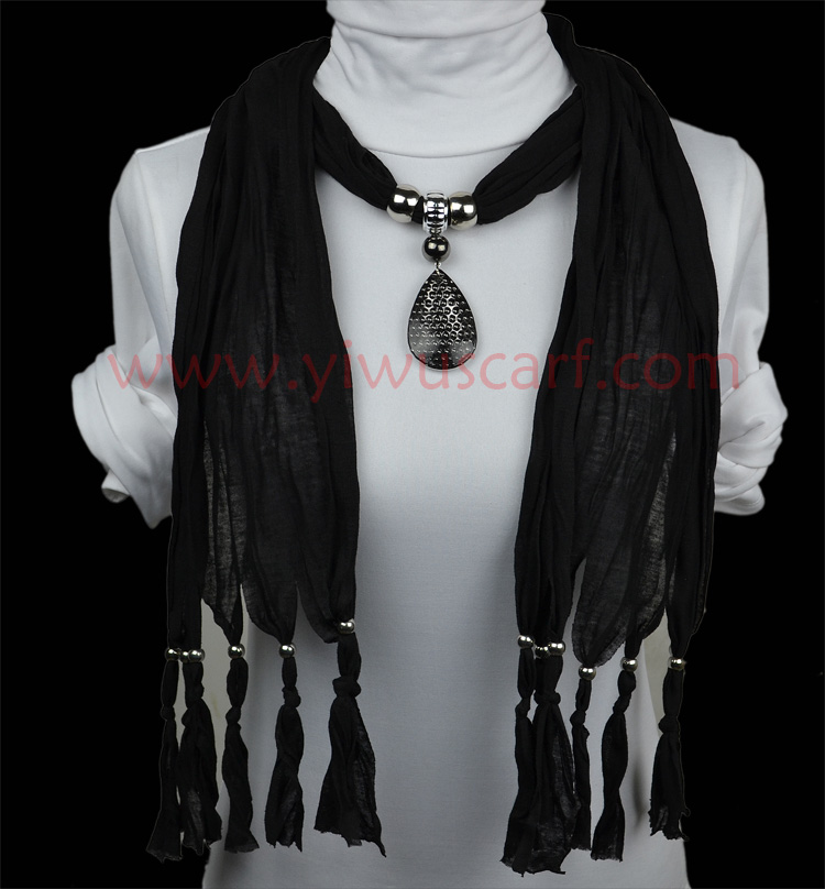 German jewelry scarf