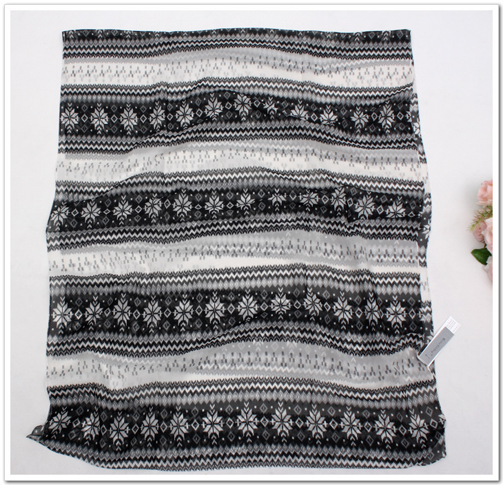 Snowflake scarf, scarves