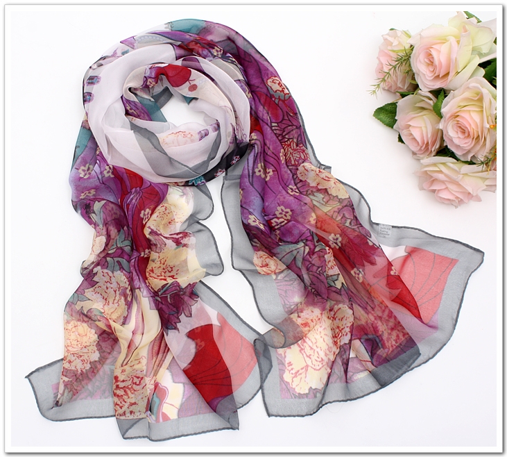 The classical beauty scarf