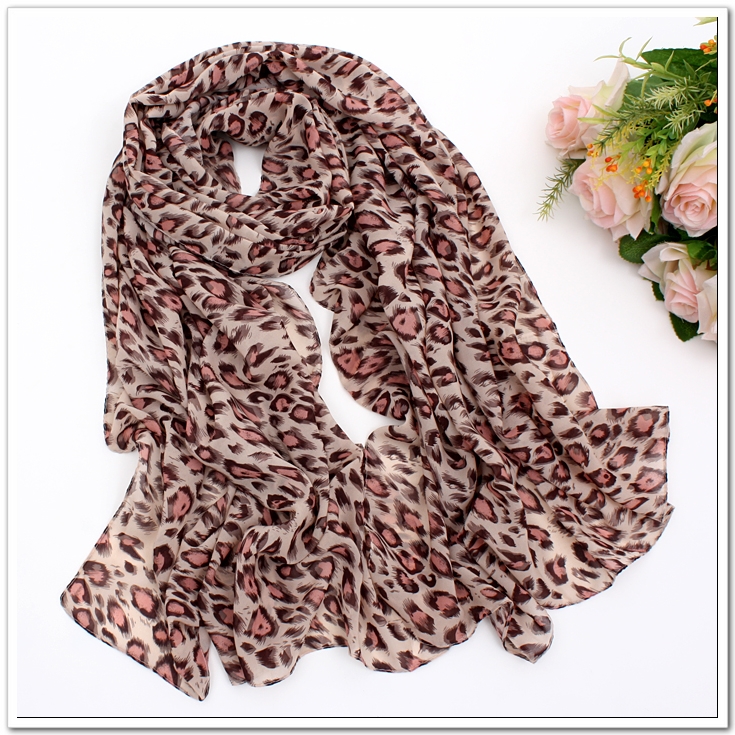 fashion leopard scarf