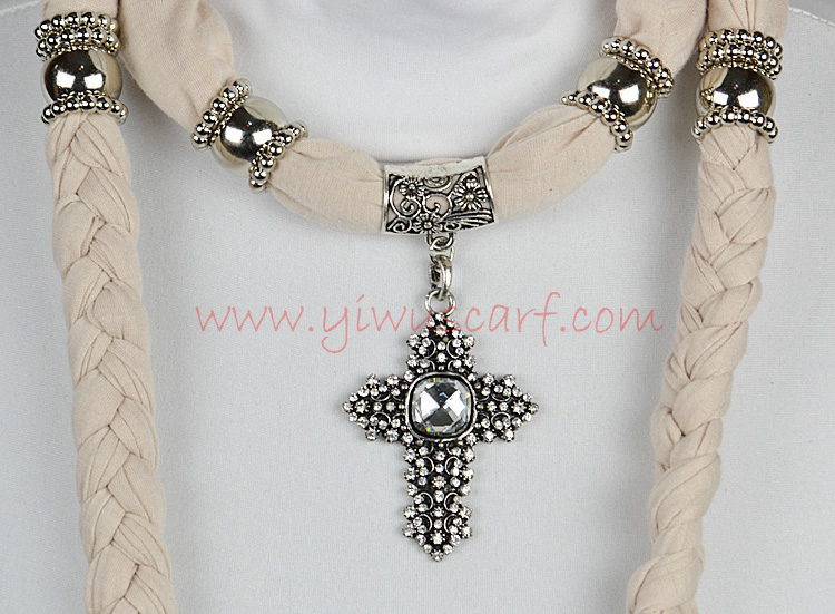 pendant jewelry for scarves