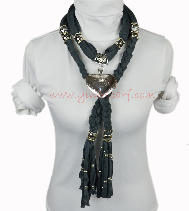 UK Pendant scarves wholesale