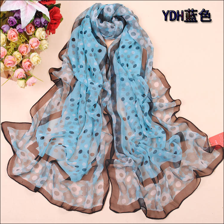 point scarf