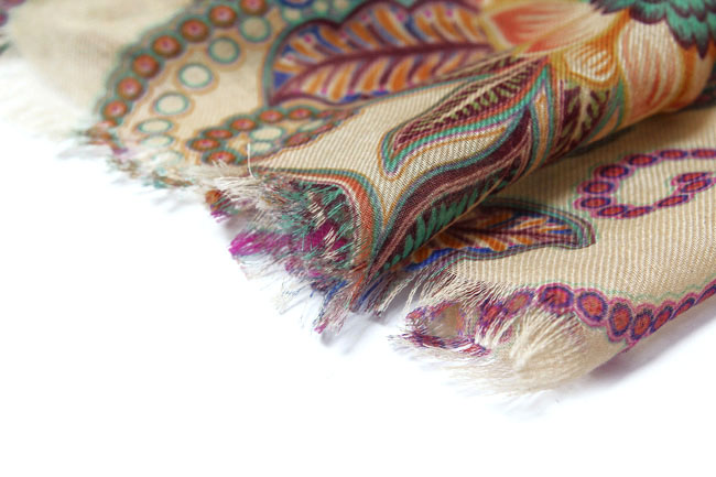 New tuteng scarves