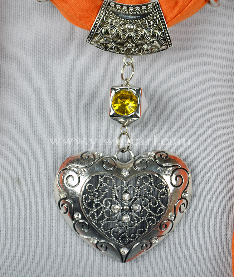 Zinc Alloy Scarf Pendant China wholesale