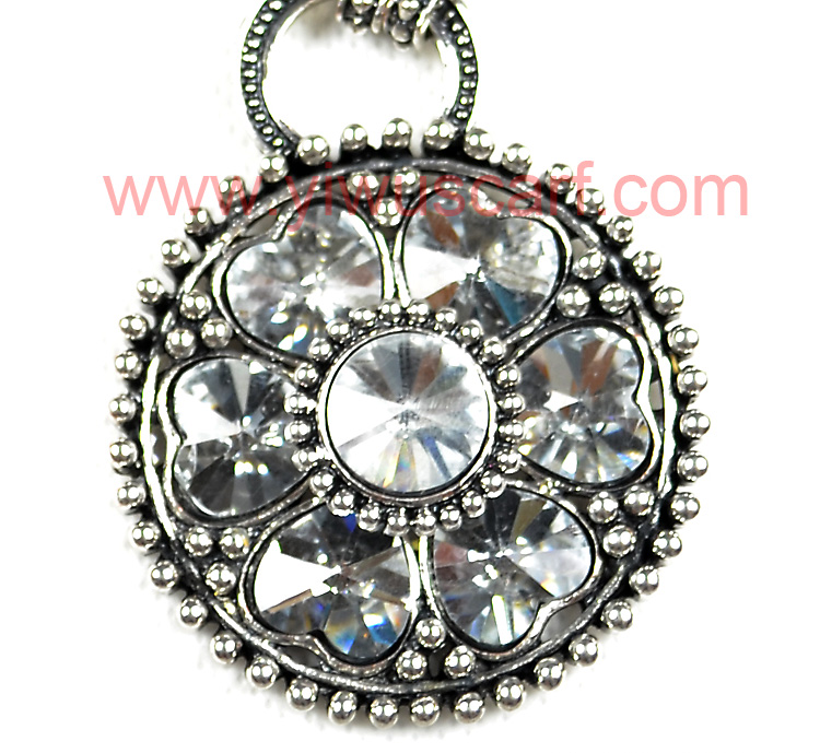 wholesale scarves with pendants