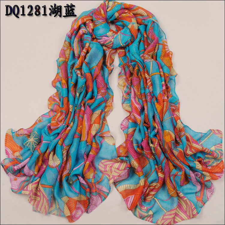 Hong Kong hot-sell cakes scarf