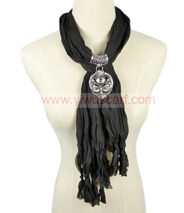 Black Pendant Jewelry Scarf