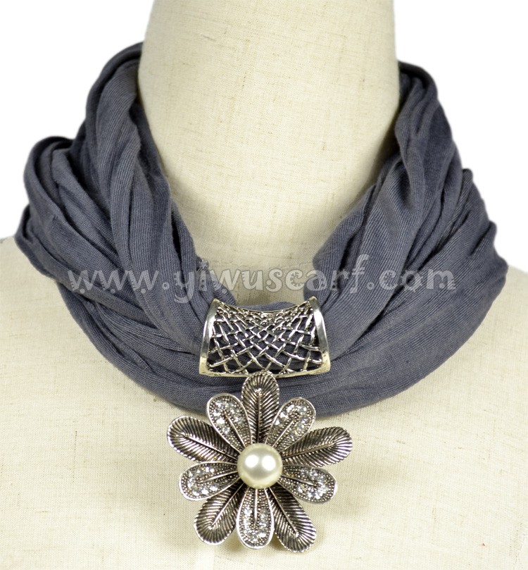 Wholesale Heart Pendant Scarf Necklace