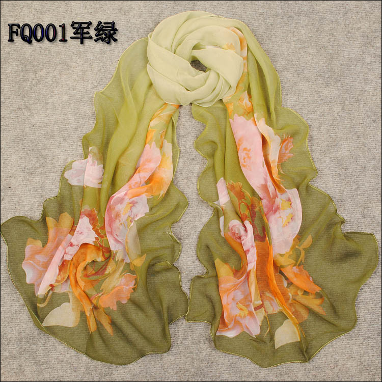 Fashion silk scarf