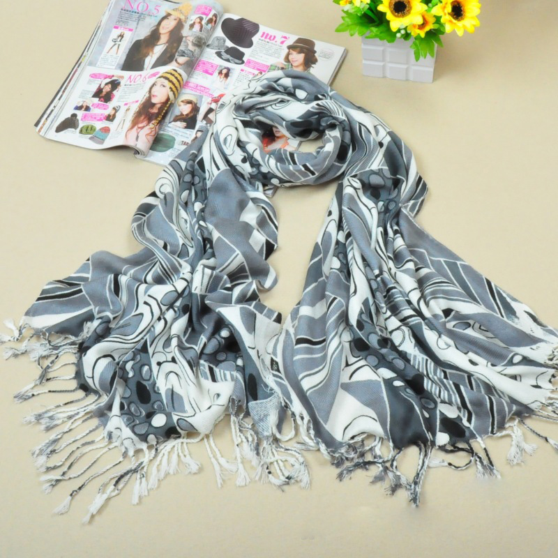 more colors women cotton scarf for autumn