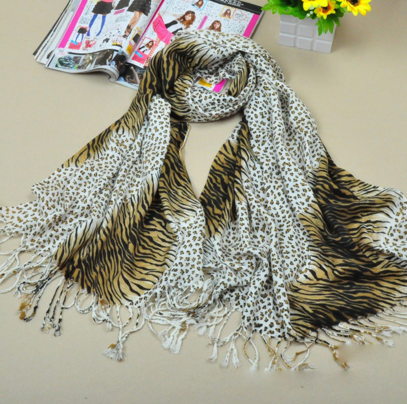 fashion shinny cotton scarf for 2013