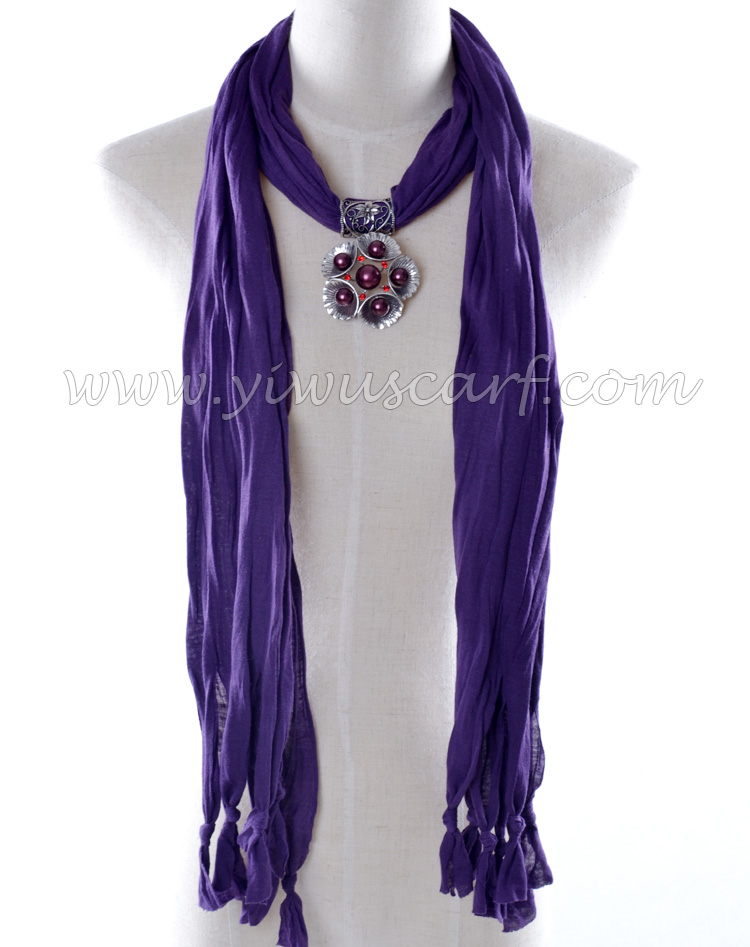 fashion pendant scarf with jewelery