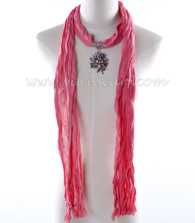 New Arrival Fashion pendant scarf 2013