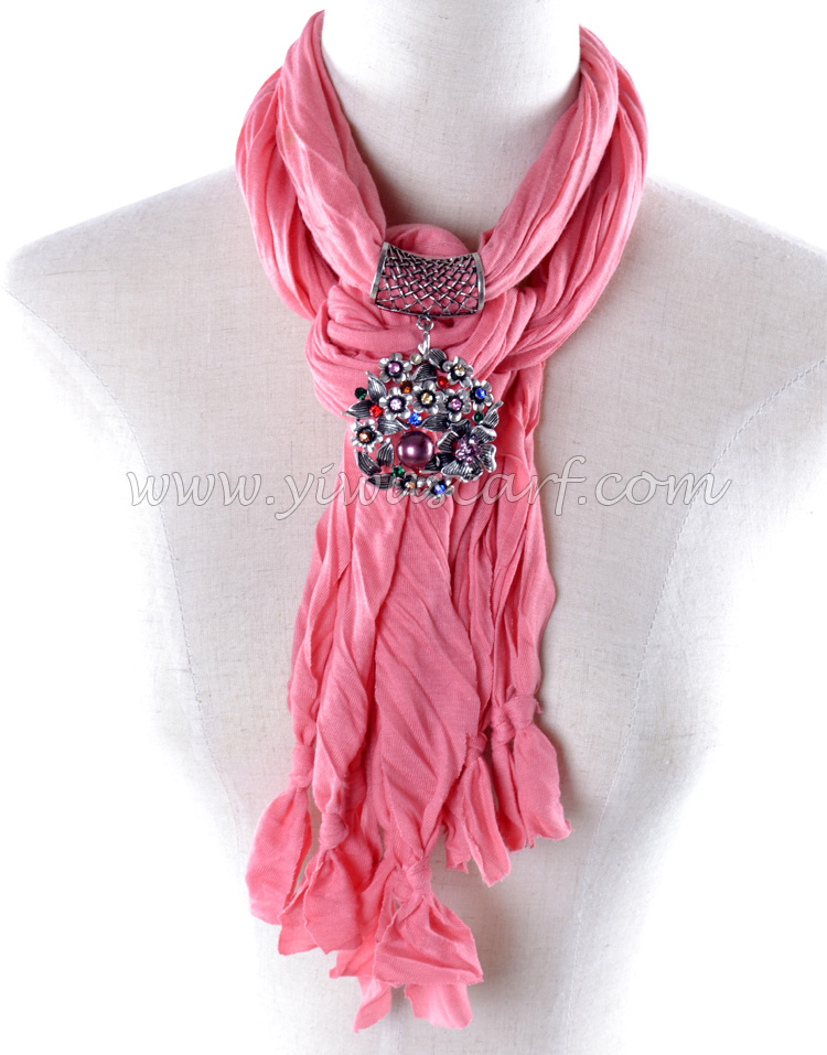 2013 New Fashion Jewelry Pendant Scarf