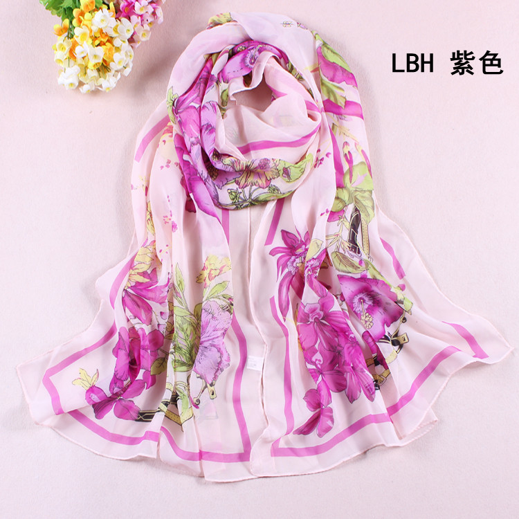Fashion Printed Chiffon Scarf Wholesaler