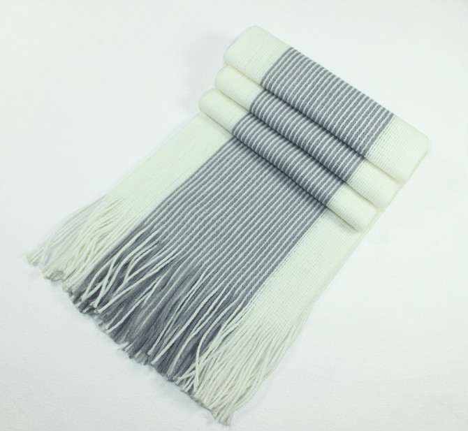Knitted wool scarf men