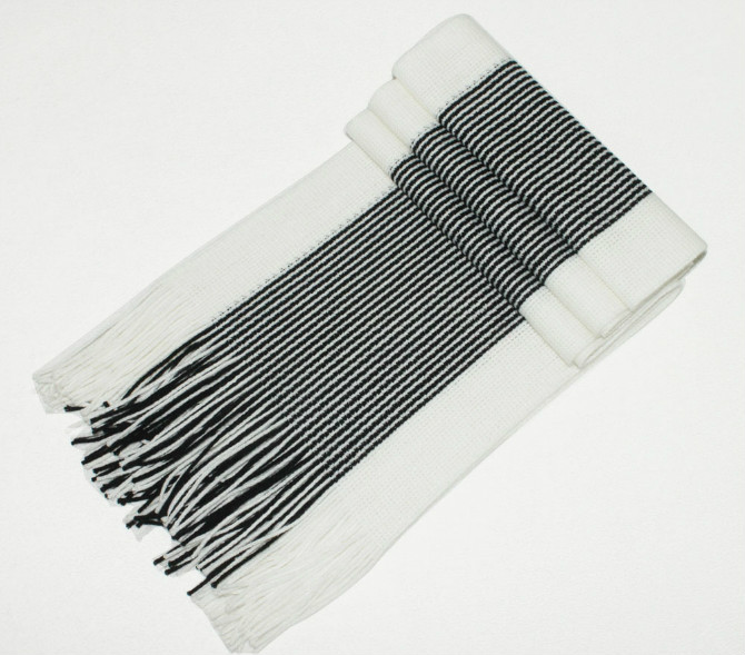 Knitted wool scarf men