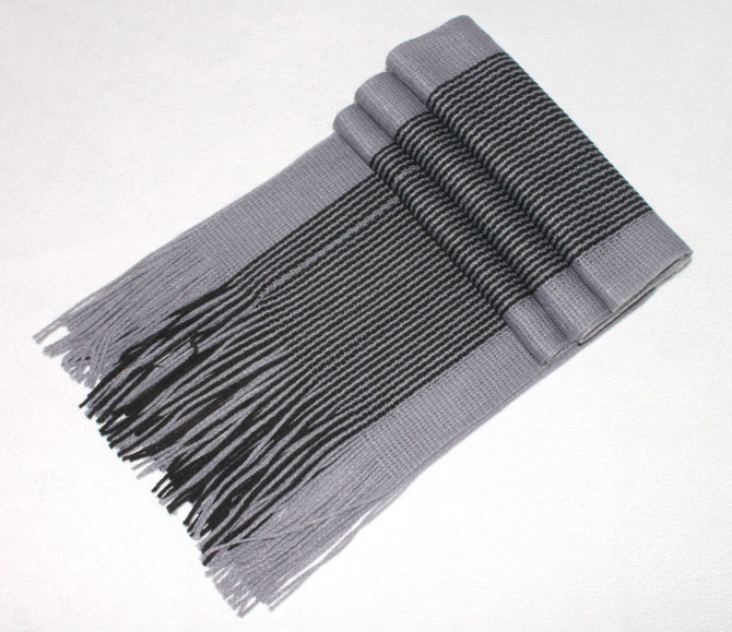 Knitted wool scarf men