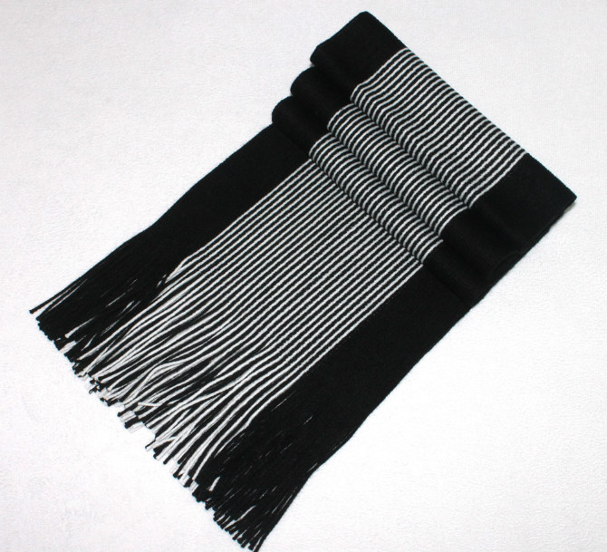 Knitted wool scarf men