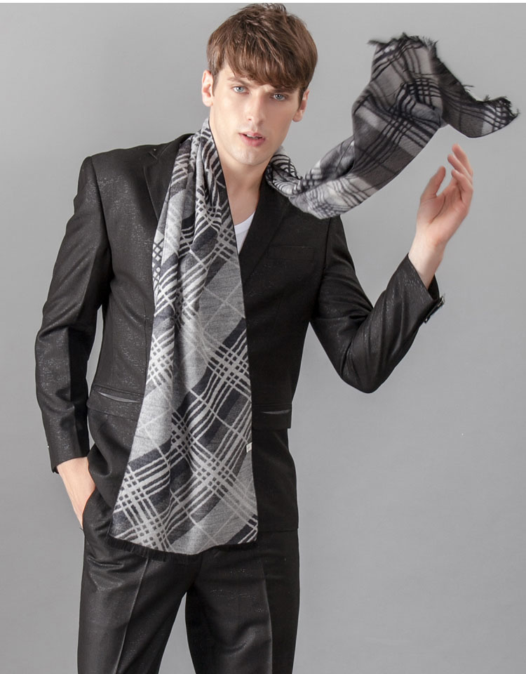 Woolen scarves for men